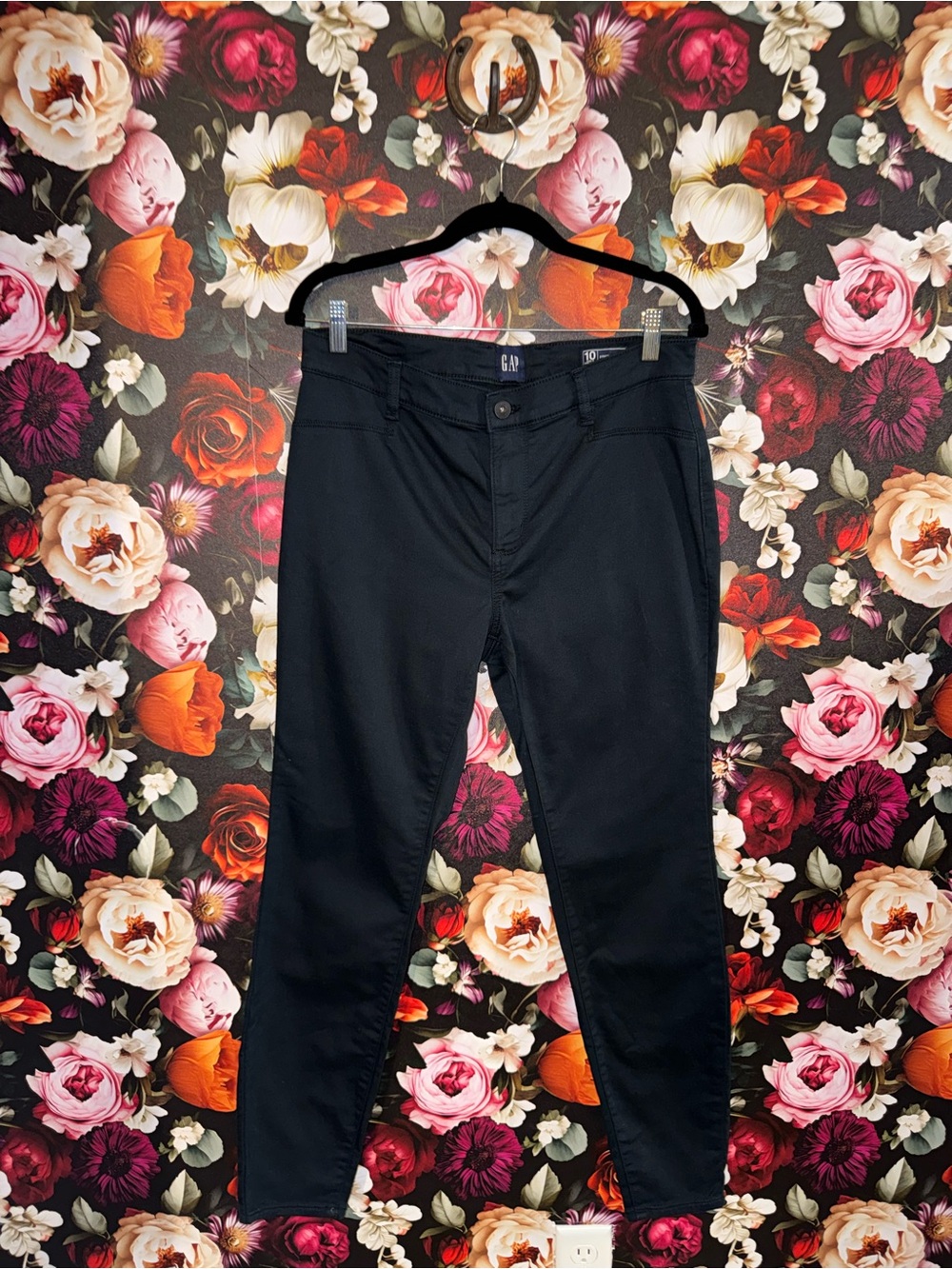 GAP Black Women's Stretch Skinny Chinos, Size 10
